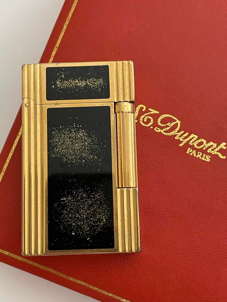 Vergulde S.T. Dupont aansteker met zwarte lak, Ophalen of Verzenden, Gebruikt, Aansteker