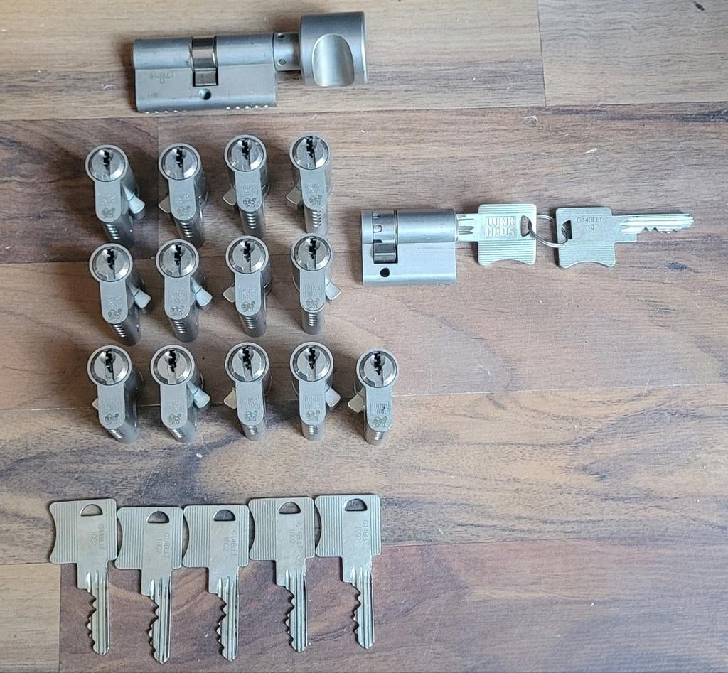 Winkhaus cilindersloten gelijksluitend skg2, Ophalen of Verzenden, Staal