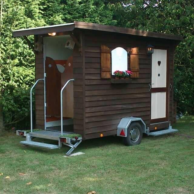 Toiletwagen verhuur, Hobby en Vrije tijd, Feestartikelen | Verhuur, Ophalen, Gebruikt, Overige