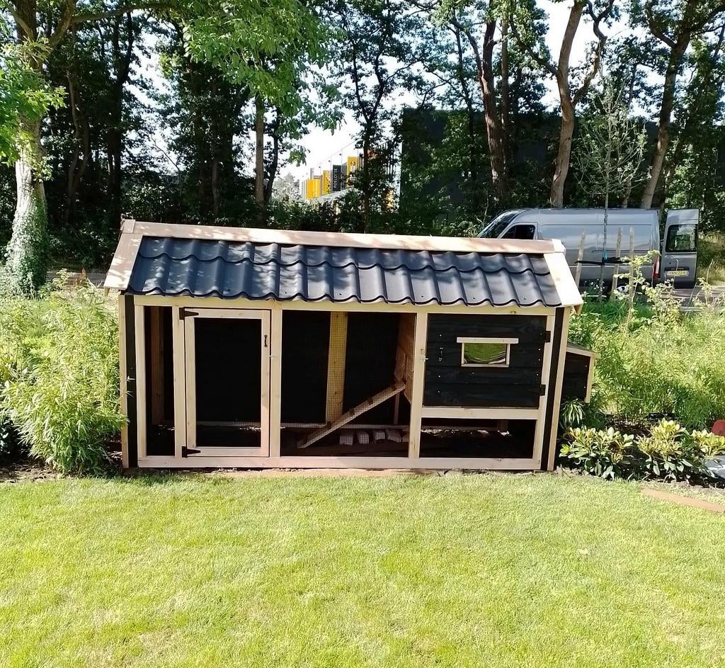 Kippenhok Douglas Putten, nieuw, stevig, zwart, Dieren en Toebehoren, Ophalen of Verzenden, Nieuw, Kippenhok of Kippenren