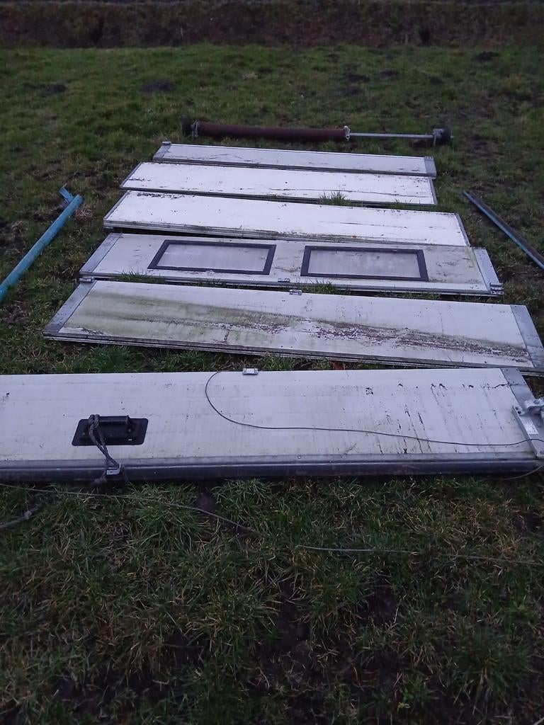 overheaddeur gebruikt, Ophalen