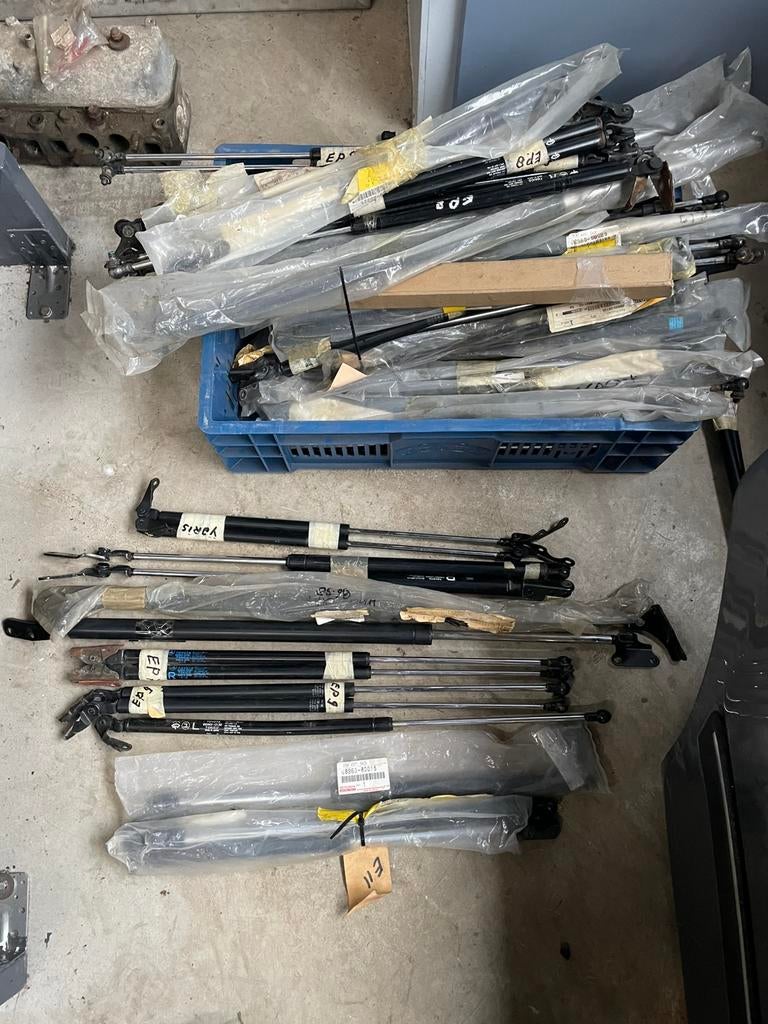 Toyota gasveren gebruikt picnic hiace starlet corolla, Ophalen of Verzenden