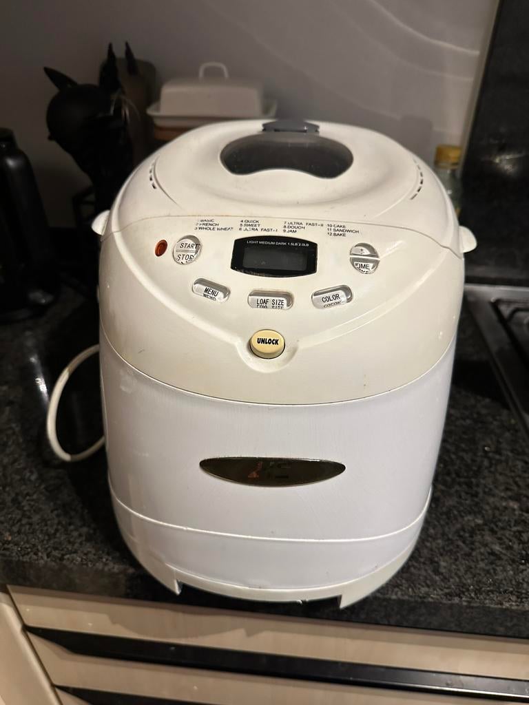 Broodmachine - Gebruikt, Met timer, Gebruikt, Ophalen of Verzenden, 400 tot 800 gram deeg