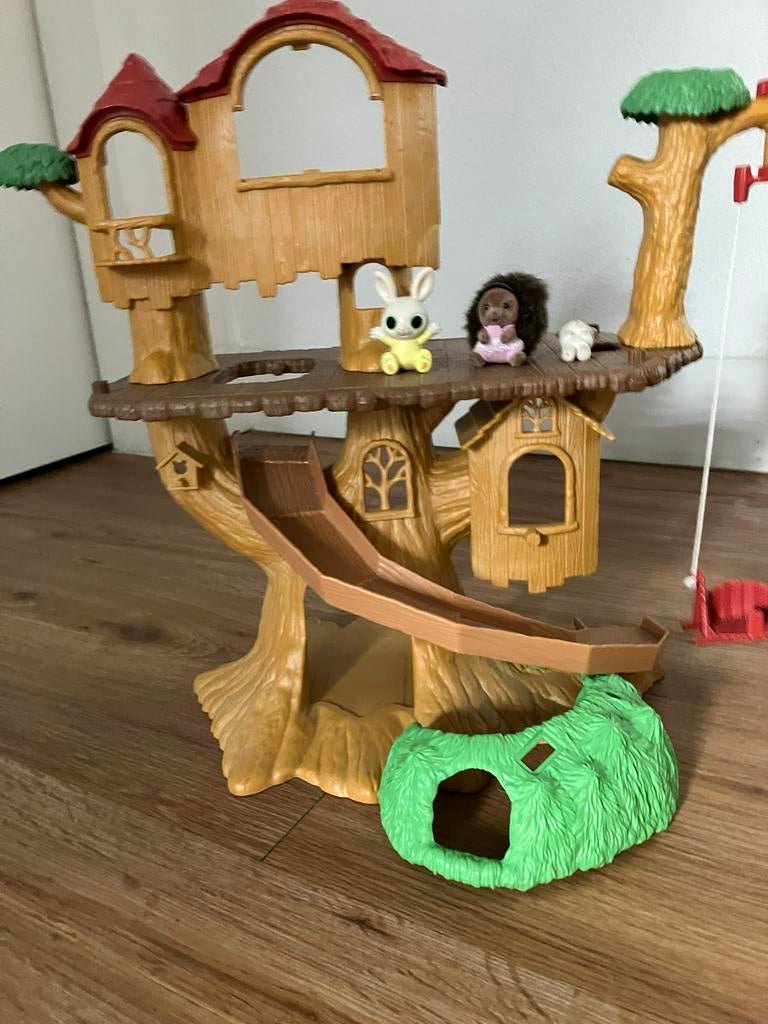 Sylvanian Familys avontuurlijke boomhut, Ophalen, Gebruikt, Poppenhuis
