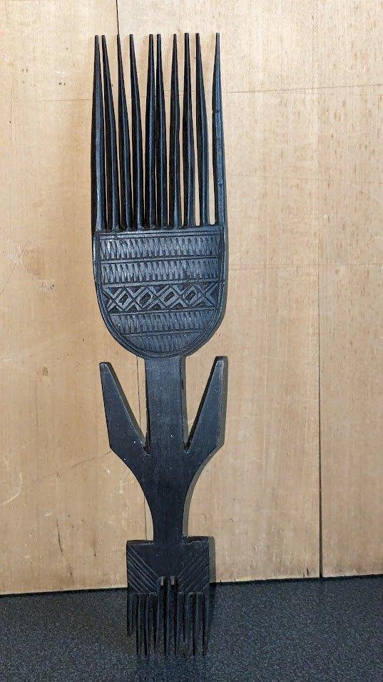 Kam uit Afrika., Antiek en Kunst, Ophalen of Verzenden