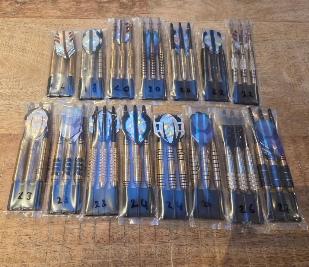 Dartpijlen diverse gewichten NIEUW! (16-27 gram), Ophalen of Verzenden, Nieuw, Pijlen