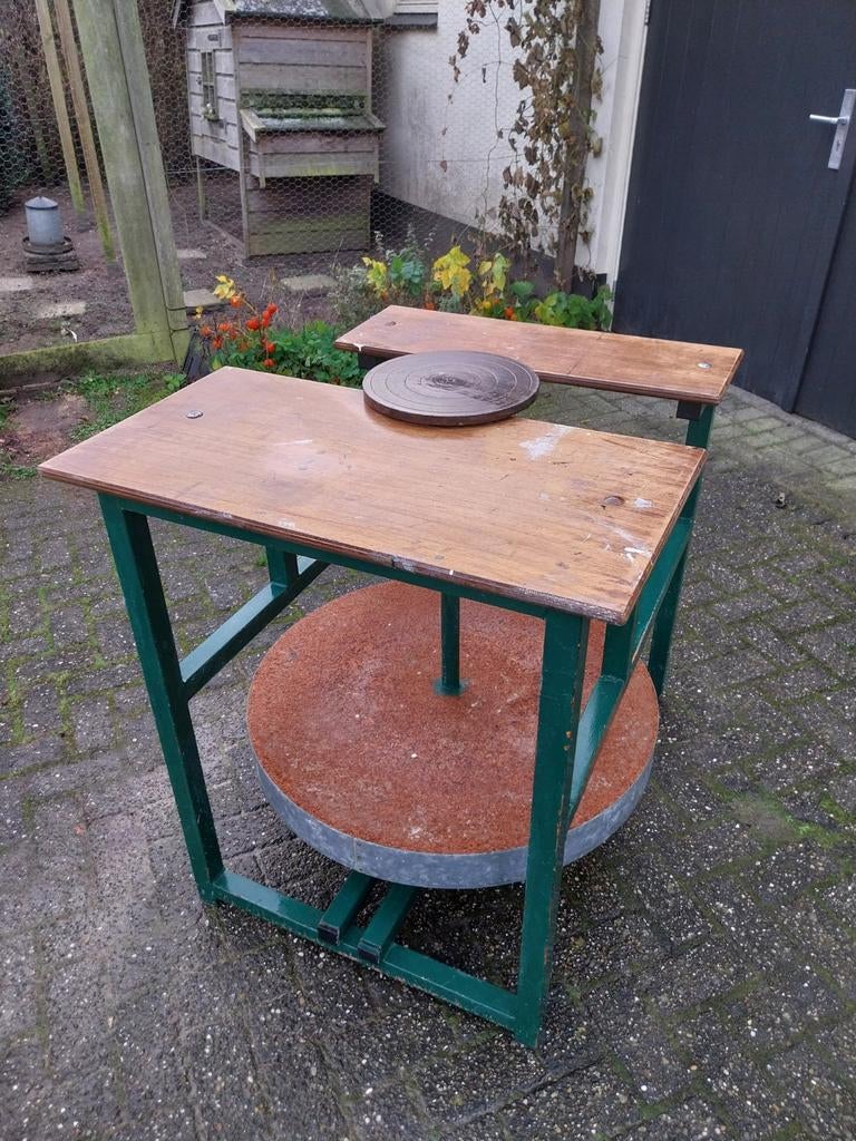 Degelijke schopschijf, draaischijf voor pottenbakken., Hobby en Vrije tijd, Pottenbakken, Ophalen, Gebruikt