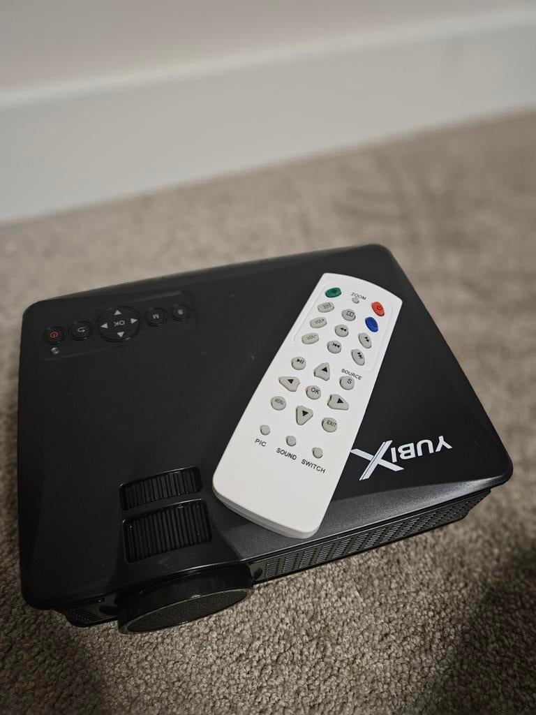YubiX LED Projector met Afstandsbediening, LED, YubiX, Nieuw, Ophalen of Verzenden