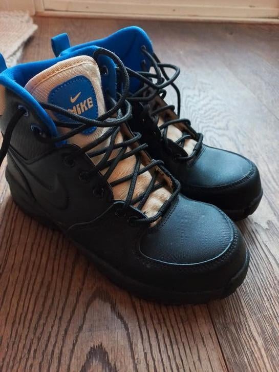 Wandelschoenen Nike 36 (35), Ophalen, Nieuw, Snowboots