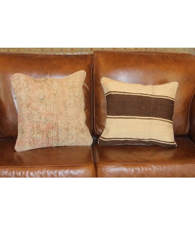 2 Vintage Kelim Kussens Wol - 45x45 cm, Ophalen of Verzenden, Zo goed als nieuw, Beige, Vierkant