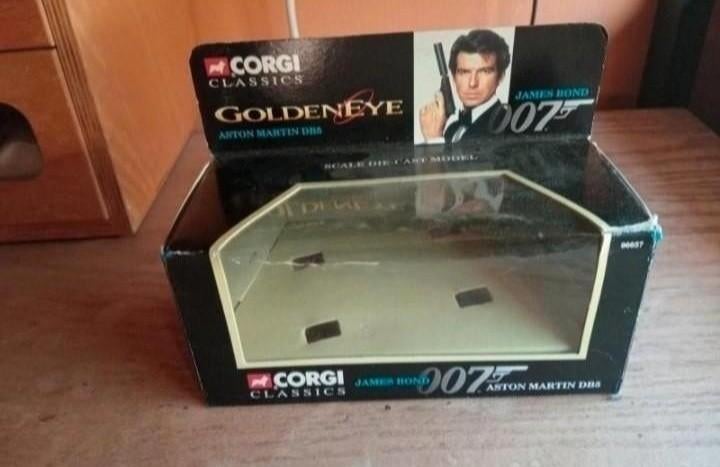 Corgi James Bond Aston Martin DB5 Goldeneye 96657 box 1995, Ophalen of Verzenden, Gebruikt