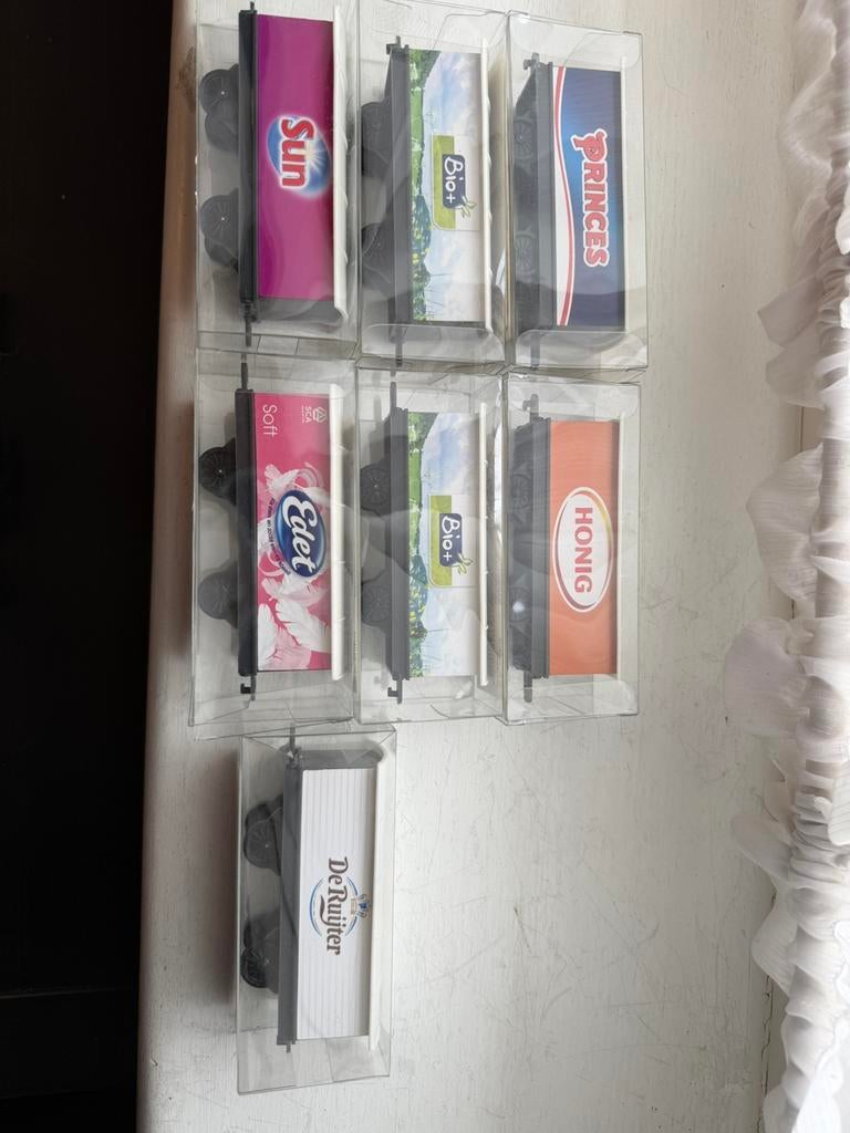 Te koop trein wagen trein wagonnetjes, Hobby en Vrije tijd, Ophalen of Verzenden, Nieuw