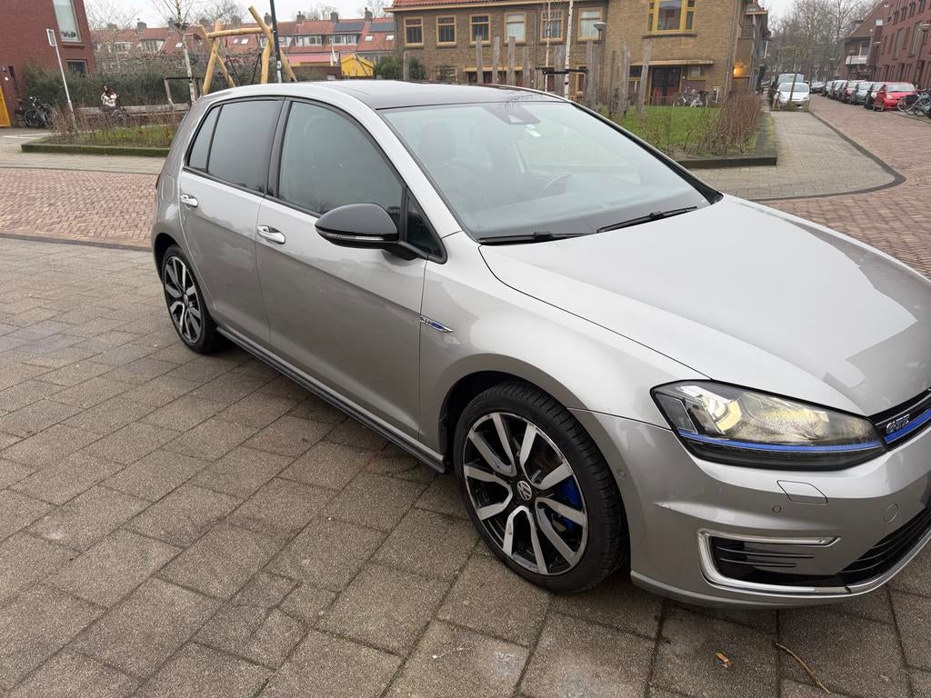 Volkswagen Golf GTE 1.4 TSI Phev 204pk 5D DSG 2015 Grijs, 1395 cc, 1499 kg, 149 pk, Zilver of Grijs