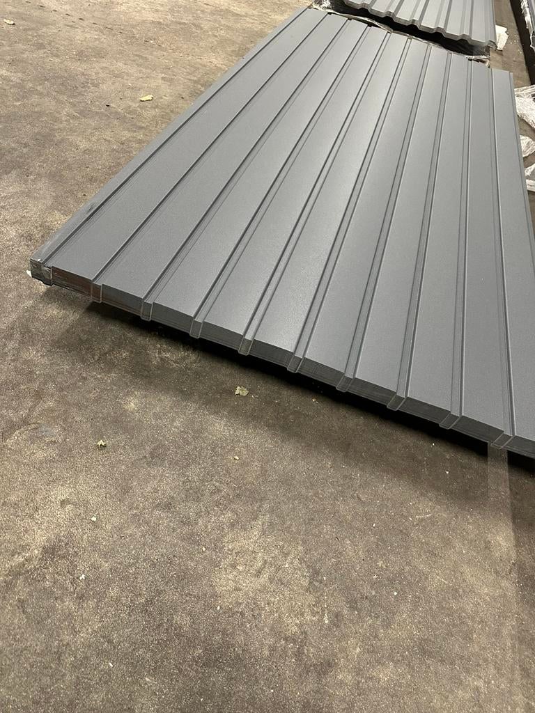 Trapezium profielplaat gevelbekleding antraciet, Ophalen, Zo goed als nieuw