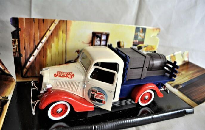 Ford truck pepsi cola modelauto 1:18, Ophalen of Verzenden, Bus of Vrachtwagen, Overige merken