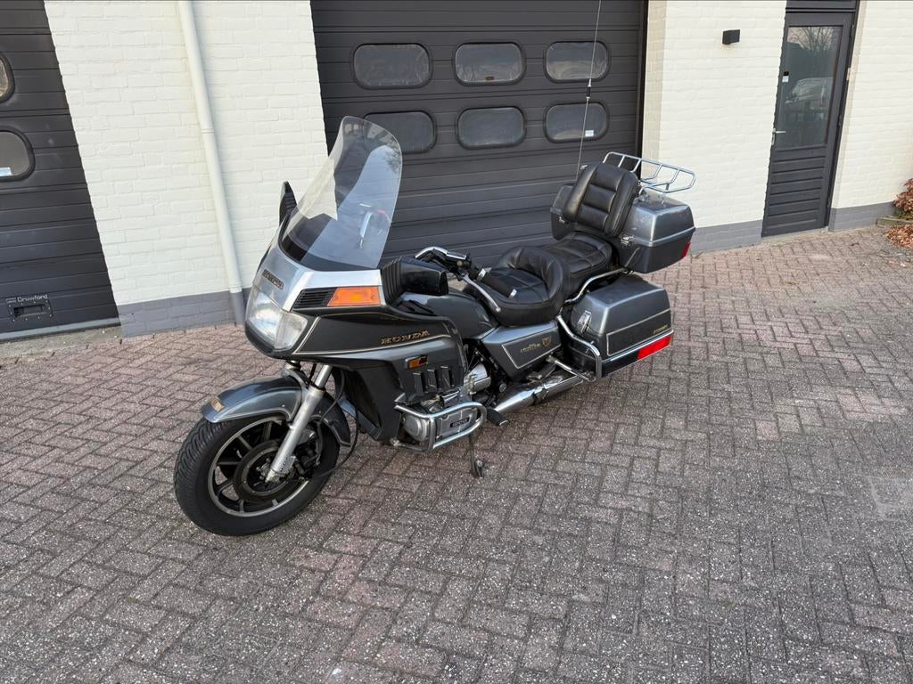 Honda GL1200 Gold Wing 1984