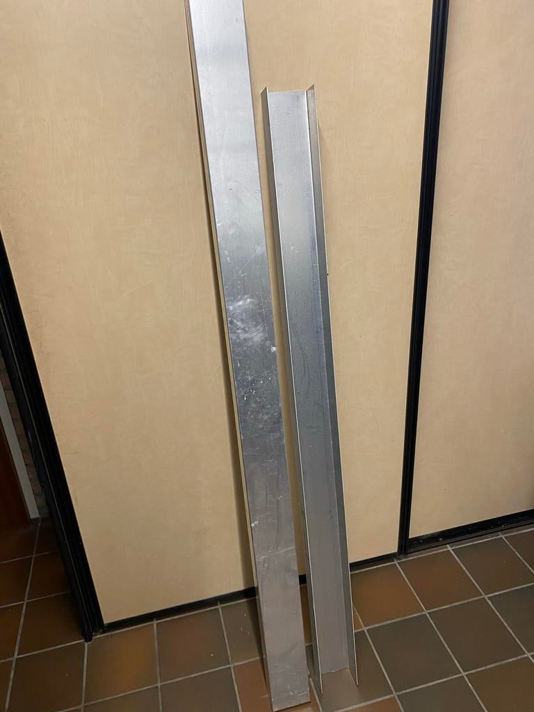 Aluminium U-Profiel 60x100x60-2mm - 166cm & 148cm, Ophalen, Zo goed als nieuw, Aluminium