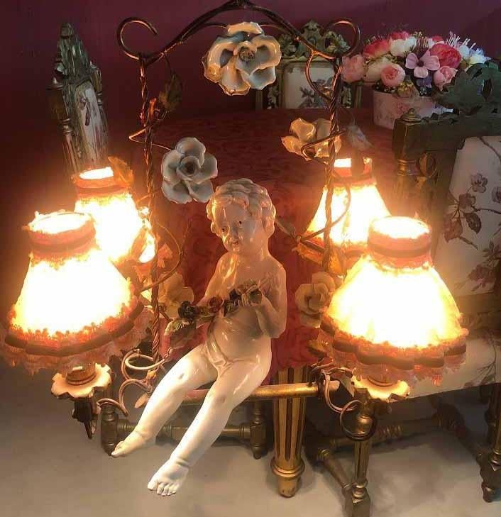 Antiek brocante kroonluchter Jordaanse hanglamp engel beeld