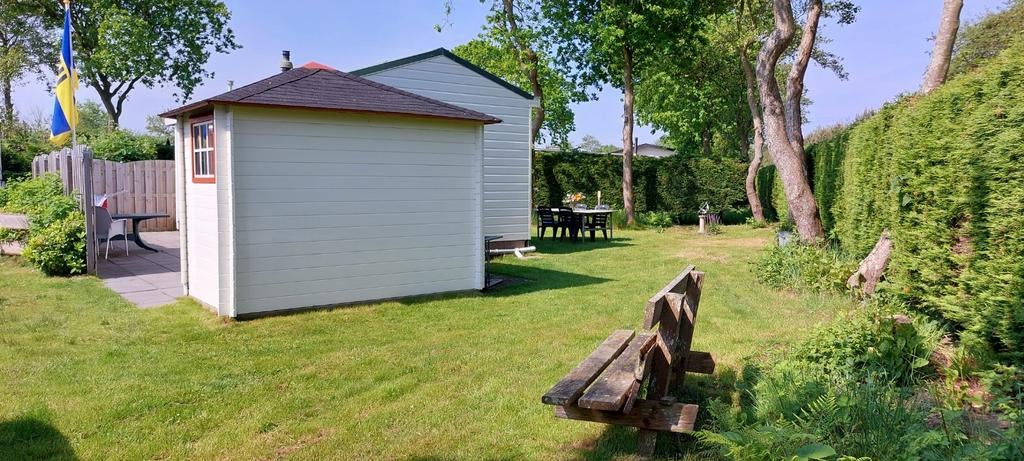 Te huur 4 persoons chalet caravan op Klein Vaarwater Ameland, Vakantie, 2 slaapkamers, Waddeneilanden, Recreatiepark, Tv