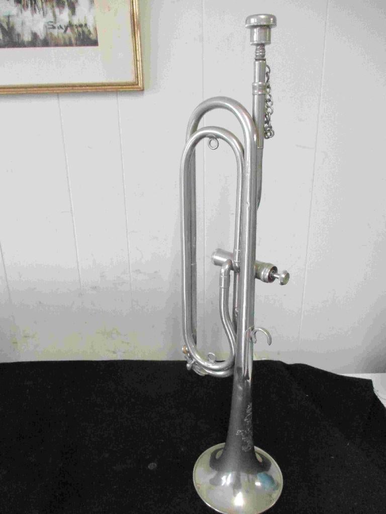 allerlei klaroenen -signaalhoorns, Muziek en Instrumenten, Ophalen of Verzenden, Gebruikt, Koperblazer