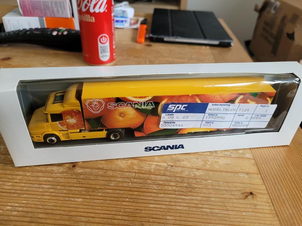 Scania t truck demo sinaasappel