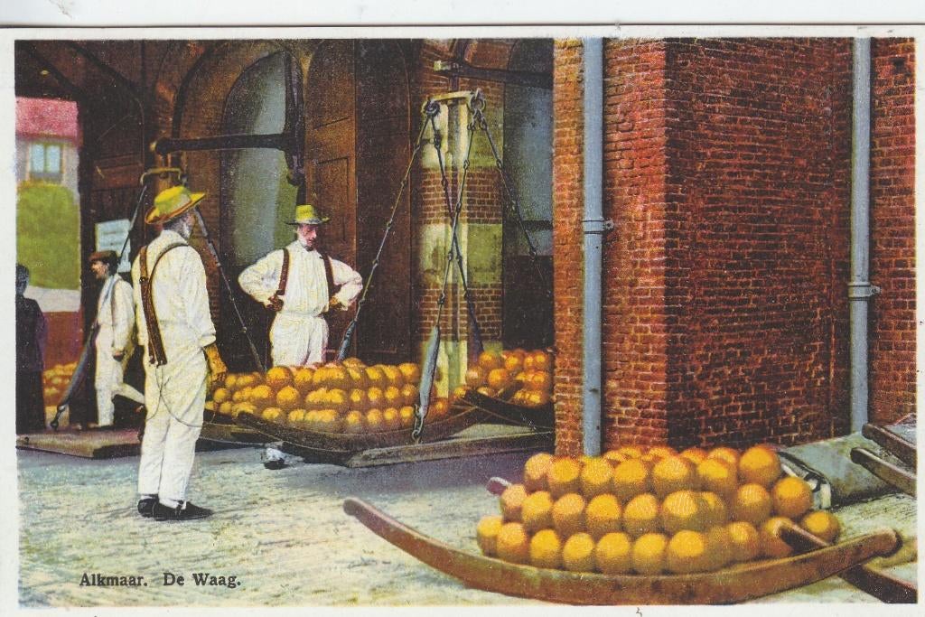 D414 ansichtkaart alkmaar kaasmarkt jaren 40 de waag, Verzamelen, Ophalen of Verzenden, 1940 tot 1960, Ongelopen, Noord-Holland