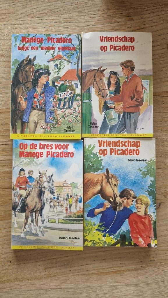 Manege Picadero Boekenreeks - 4 delen, Boeken, Ophalen of Verzenden, Gelezen, Helen Taselaar, Fictie