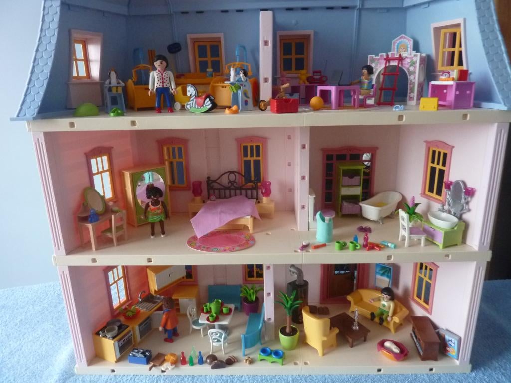 prachtig playmobil huis met inrichting, Ophalen of Verzenden, Zo goed als nieuw