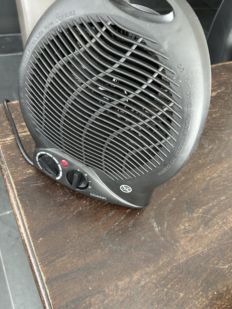ventilatiekachel elektrisch, Overige soorten, Elektrisch, Ophalen of Verzenden, Zo goed als nieuw