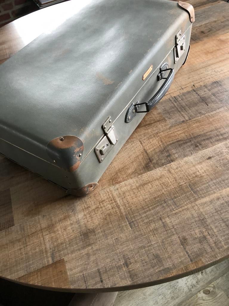 Oude koffers    Brocante koffers, Antiek en Kunst, Curiosa en Brocante, Ophalen