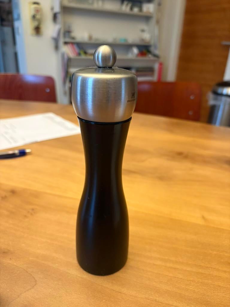 Pepermolen Peugeot zwart, Ophalen of Verzenden, Zo goed als nieuw