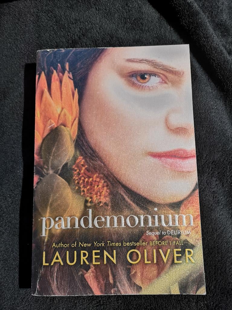 Lauren Oliver, Pandemonium, Ophalen of Verzenden, Gelezen