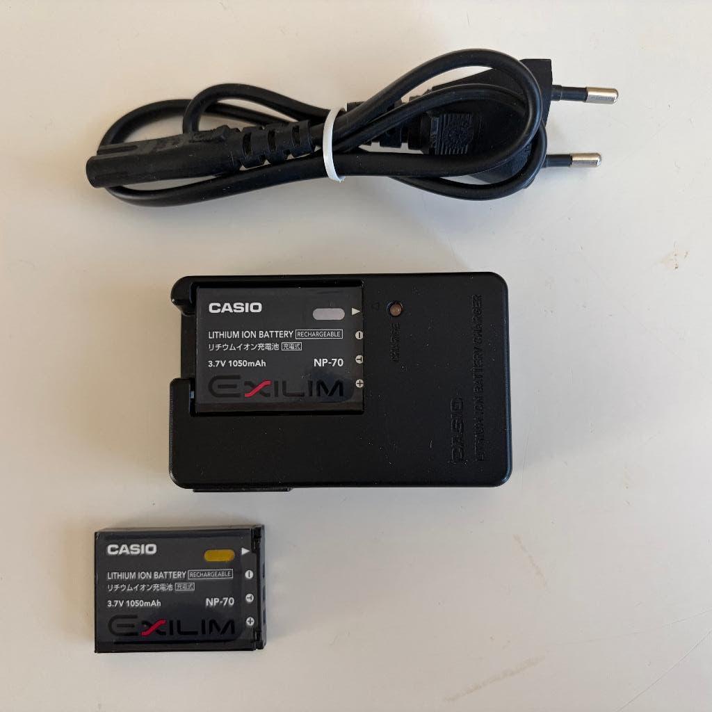2x CASIO NP-70 Exilim Accu's incl Charger EX-Z150 EX-Z250, Verzenden, Zo goed als nieuw