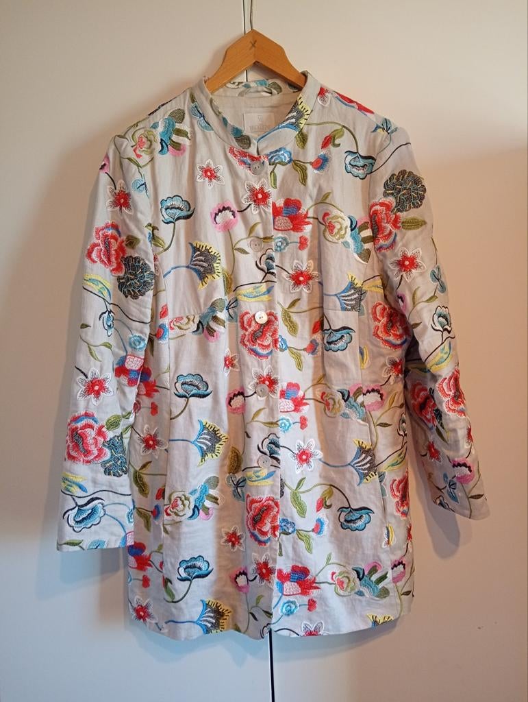 Madeleine Geborduurde Jas - Bloemenprint, Maat 38/40 (M), Overige kleuren, Ophalen of Verzenden, Zo goed als nieuw