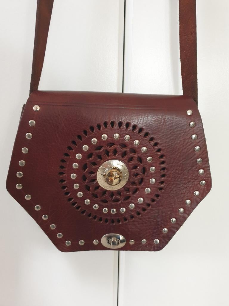 Leren schoudertasje met studs, Verzenden, Zo goed als nieuw, Bruin, Leer