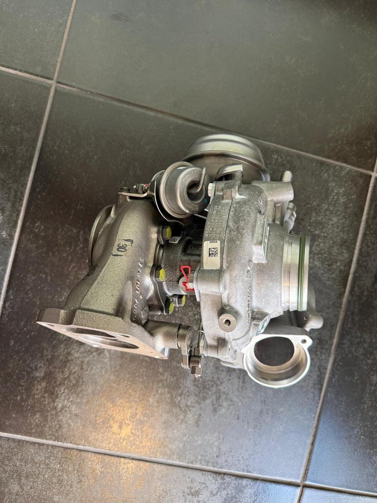 BMW F30 F31 F36 F10 F06 F07 F15 F16 3.5 4.0d Turbo NIEUW 851, Gebruikt, -, -, Ophalen of Verzenden