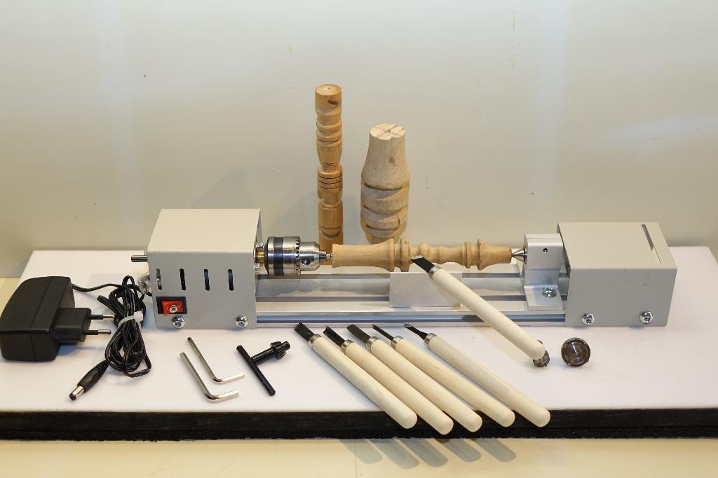 hobby gereedschap mini houtdraaibankje in kistje en beitels, Verzenden, Nieuw, Gereedschap of Toebehoren