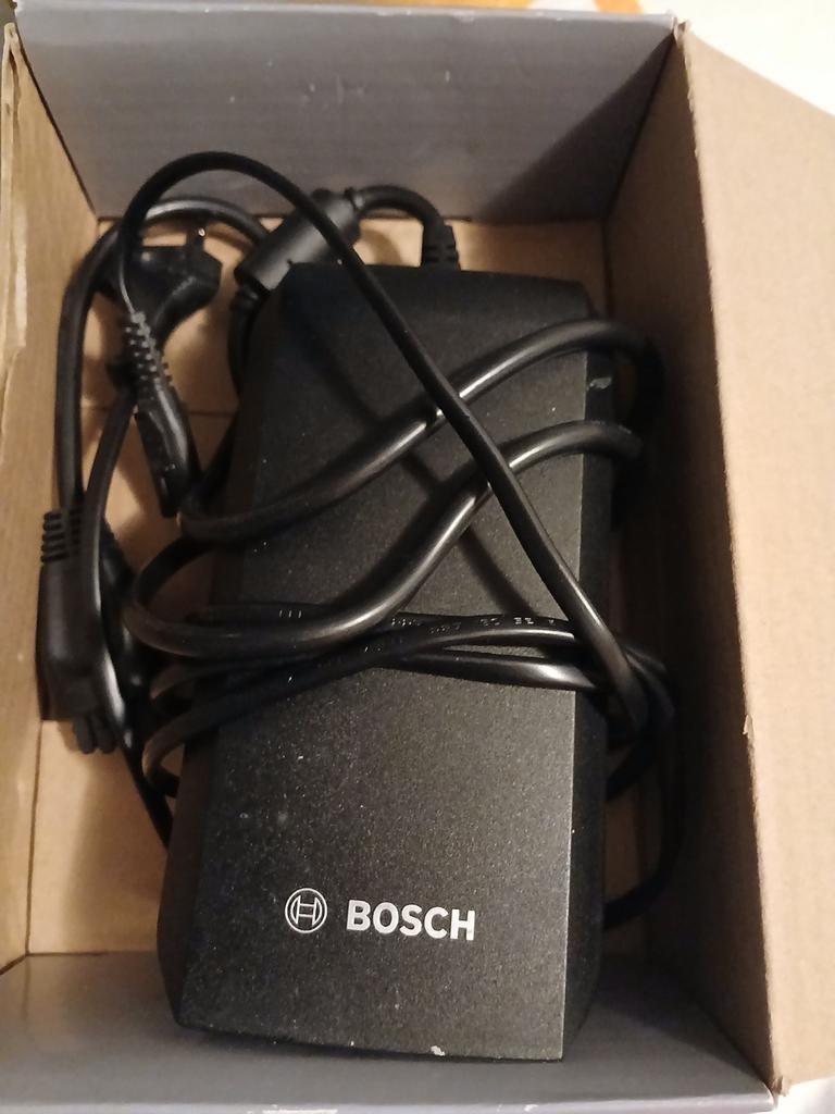 Ebike bosch lader te koop, Fietsen en Brommers, Fietsaccessoires | Fietsaccu's, Ophalen of Verzenden