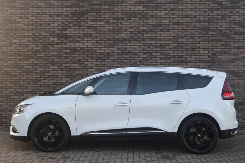 Renault Grand Scénic 1.2 TCe Bose | Camera | Leer | Trekhaa, Auto's, Voorwielaandrijving, Gebruikt, Euro 6, 4 cilinders