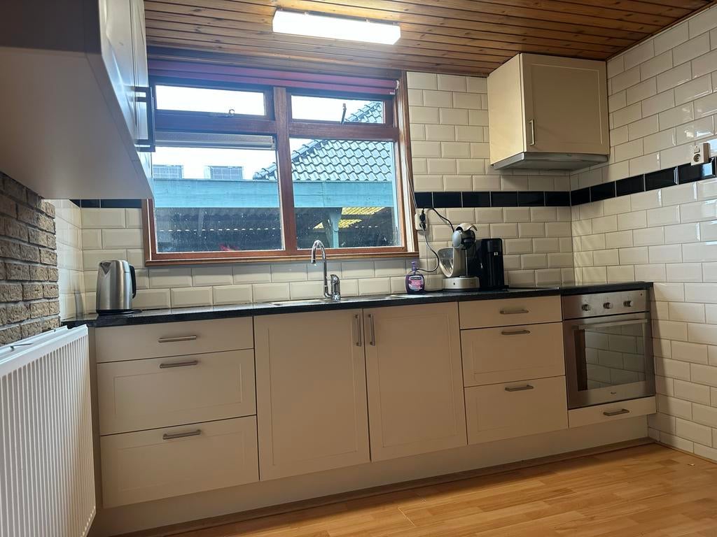 Leuke, complete tweedehands keuken - doe een bod!, Huis en Inrichting, Ophalen, Gebruikt, Wit, Graniet of Steen