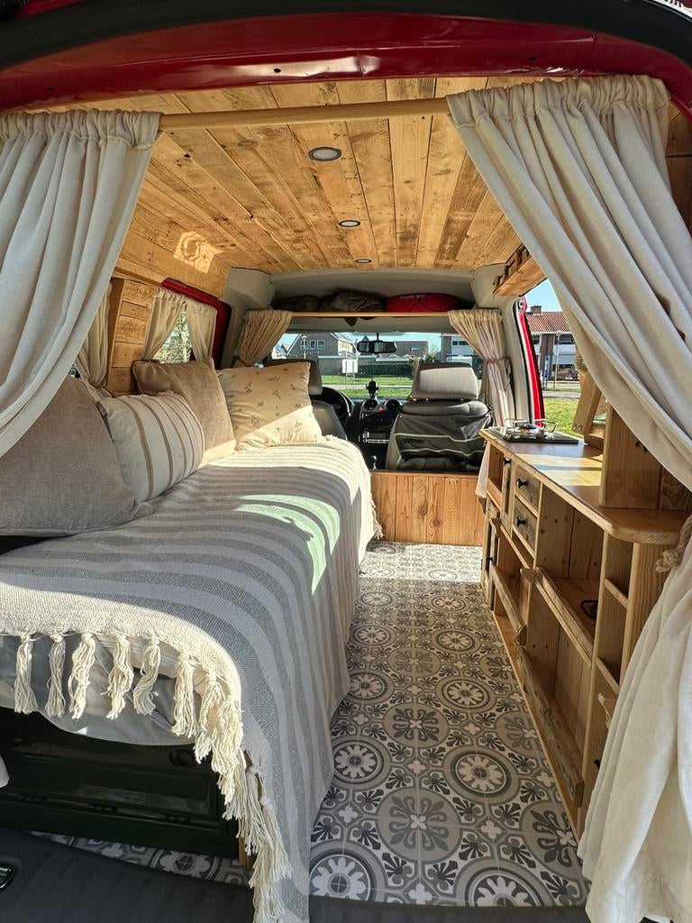 Instapklare Caddy minicamper – nieuwe houten inbouw, Caravans en Kamperen, Campers, Buscamper of Camperbus, Volkswagen, Tot en met 2