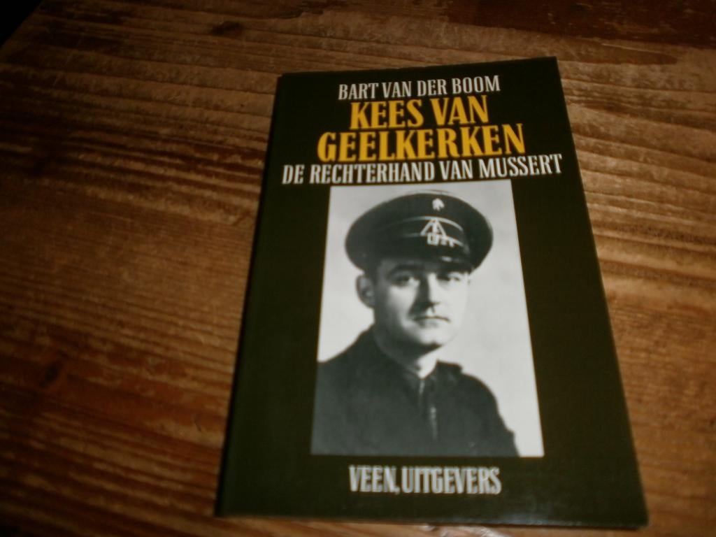 kees van geelkerken rechterhand van mussert met fotos, Boeken, Ophalen of Verzenden, Tweede Wereldoorlog, Nieuw, Overige onderwerpen