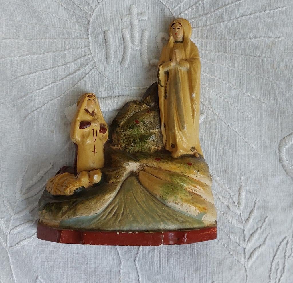 Beeldje verschijning Maria in Lourdes, Ophalen of Verzenden, Gebruikt, Beeld(je), Christendom | Katholiek