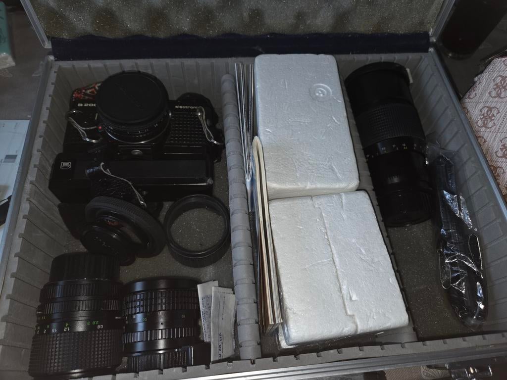 Groot set fototoestel met lensen, Audio, Tv en Foto, Fotocamera's Analoog, Ophalen, Gebruikt, Spiegelreflex, Overige Merken