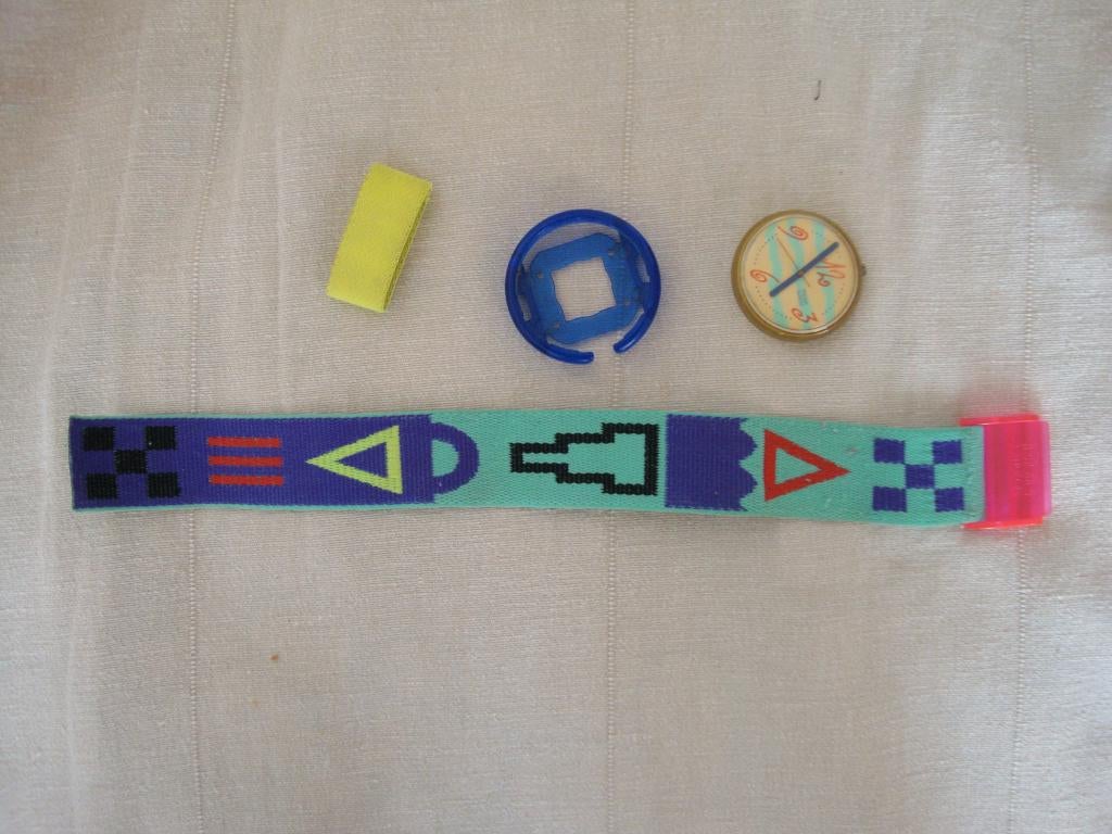 swatch horloge POP Coquillage PWK 157, Ophalen of Verzenden, Gebruikt