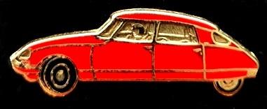 Citroën DS 19- rood emaille, Verzenden, Nieuw, Transport, Speldje of Pin