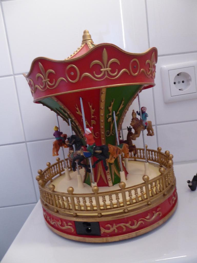 Kerstdorp item - 47 -  ik ruim op, Diversen, Kerst, Ophalen of Verzenden, Zo goed als nieuw