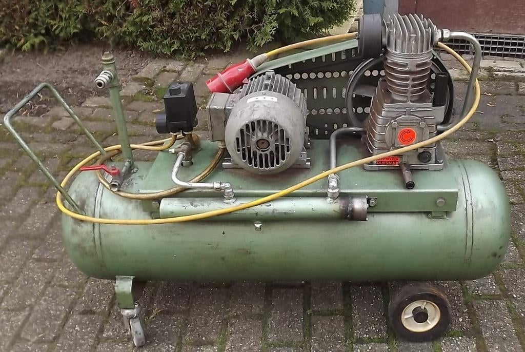 Compressor, Creemers compressor., Doe-het-zelf en Verbouw, Compressors, Ophalen, Gebruikt, 200 tot 400 liter/min, Mobiel