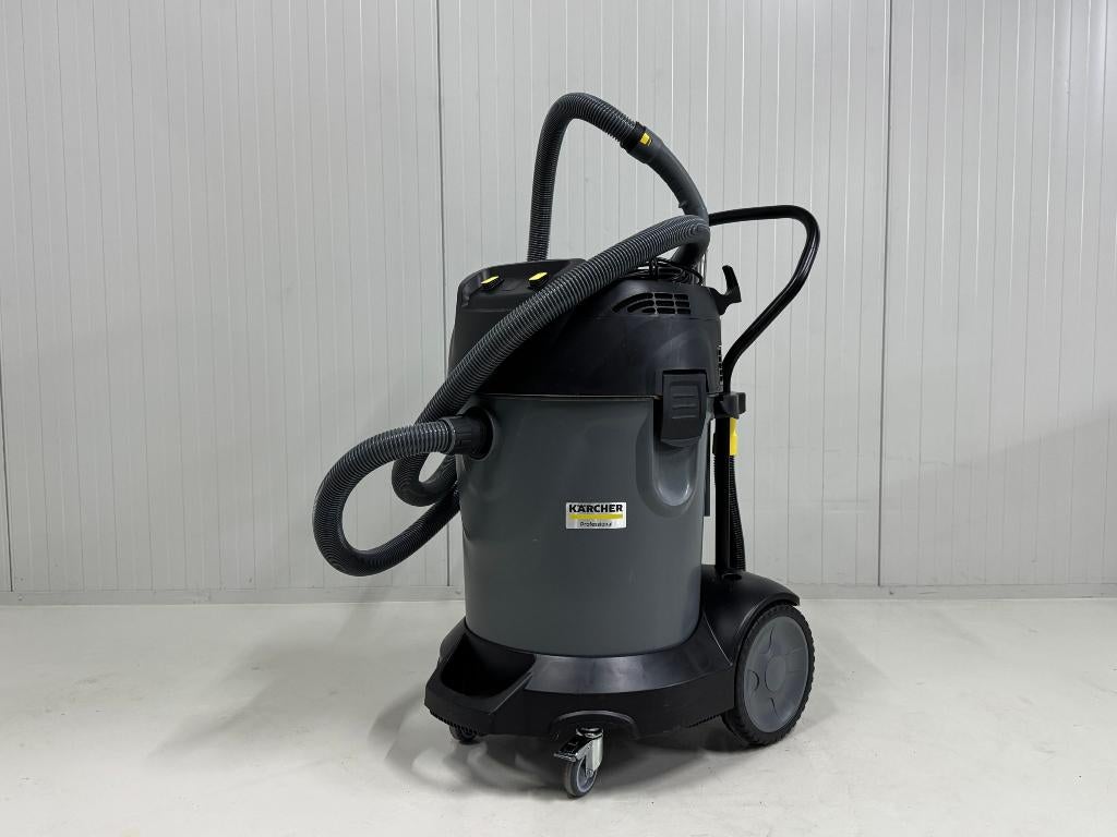 KARCHER NAT/DROOG STOFZUIGER NT 70/2, Ophalen of Verzenden, Zo goed als nieuw, 2000 watt of meer, Waterstofzuiger