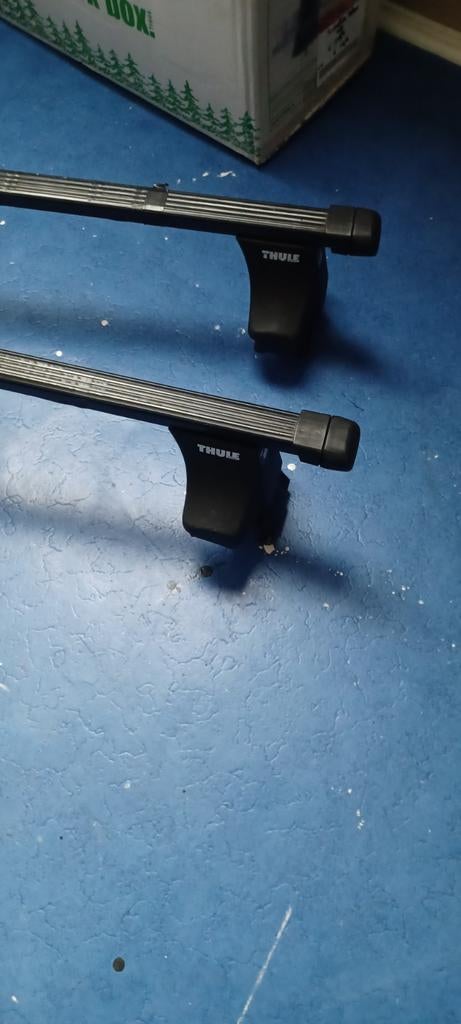 Thule dakdragers, Ophalen